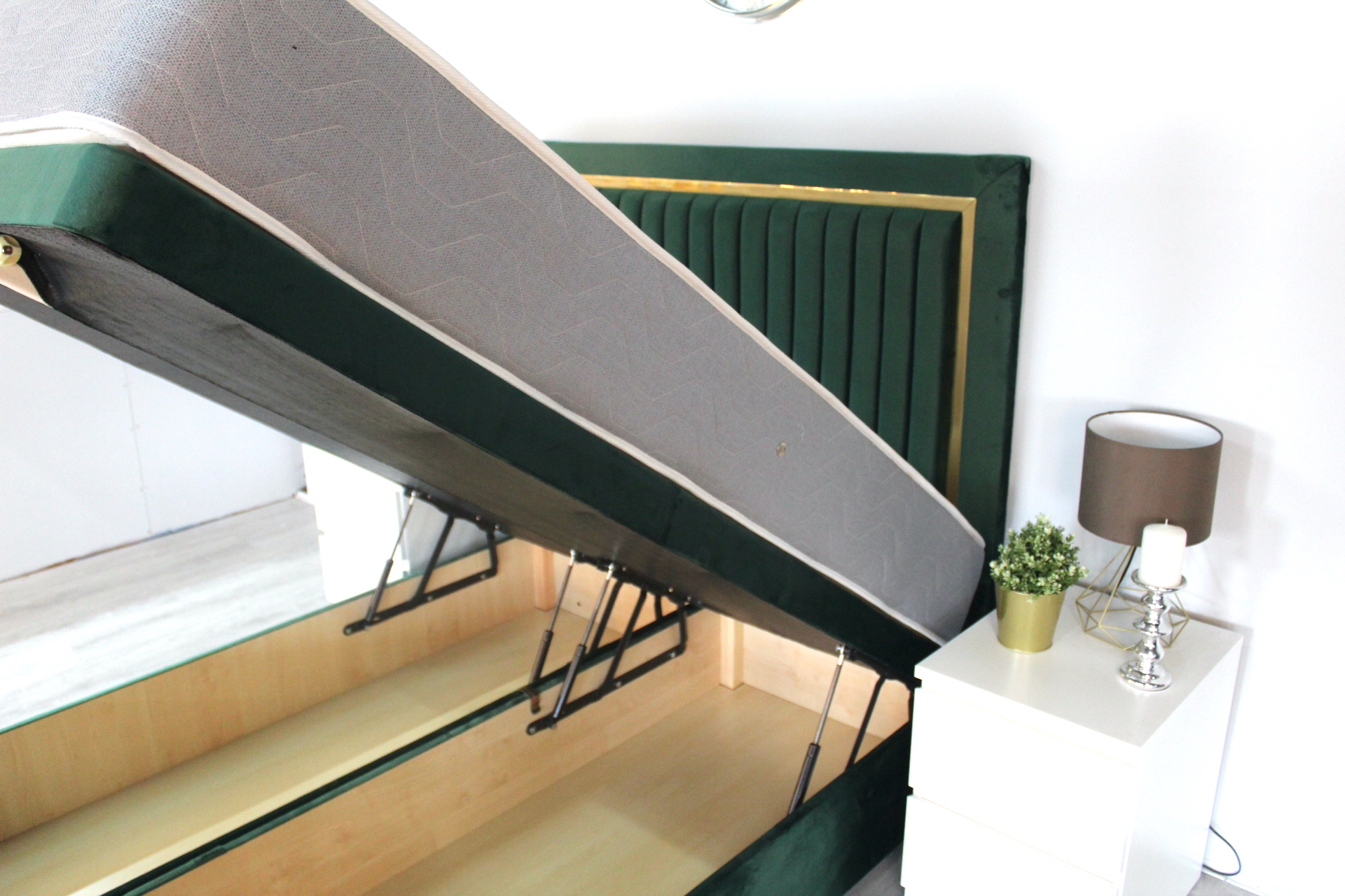 Diane Gold Border Panel Ottoman Gas Lift Bed Frame - Image 3